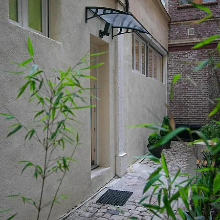 Cosyrouen Bali Jacuzzi & Hamman Lägenhet *